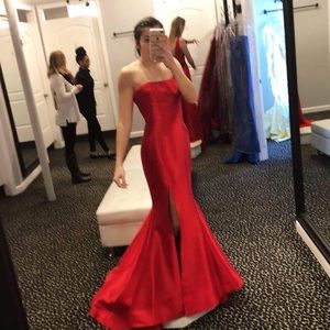 Sherri Hill Prom Dress